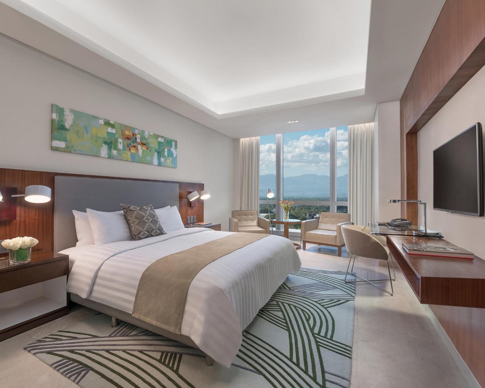 Richmonde Hotel Iloilo Exteriör bild